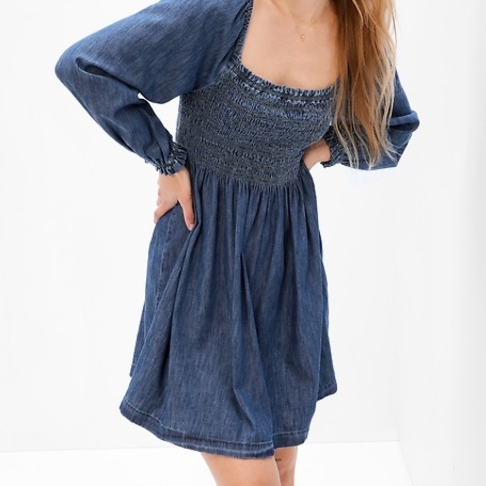 Pre-owned GAP Long Sleeve Denim Dress